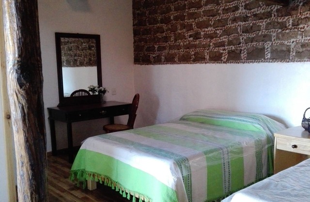 Cedro gemütliches und gemütliches Schlafzimmer im Haus aus dem 17. Jahrhundert in 30 min. von Toluca