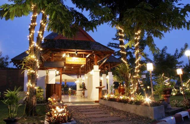 Centara Life Hotel Mae Sot