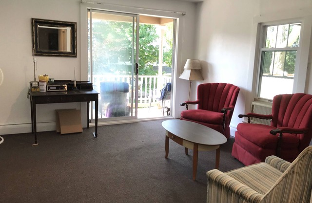 Center of Chautauqua Institution Second-floor Apartment