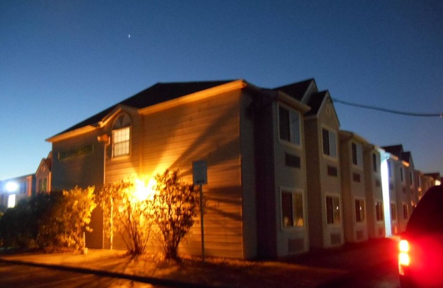 CenterWay Hotel Tonawanda