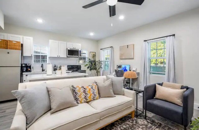 Central APT | w Office | Fast Wi-Fi | Near Stadium