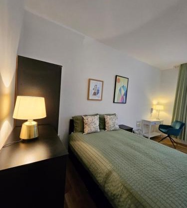 Central Chambers Suites - Suite 1