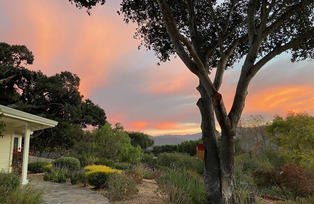 Central Coast Wine Country Retreat - 4bd 4ba for 8