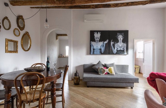 Zentrales elegantes Penthouse auf den Dächern von Siena