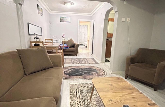 Central house in Bakırköy – 5 Min to the Seaside & Close to Public Transport