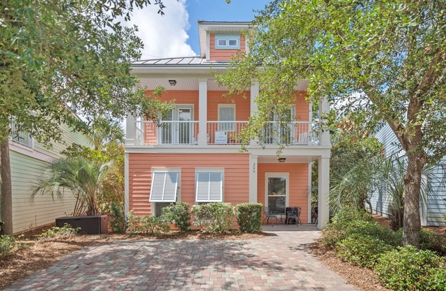 Golf Cart | Luxe | Pool | Walk 2 Beach | 4BR