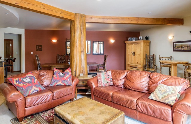 Silvertip Lodge, Erdgeschosswohnung
