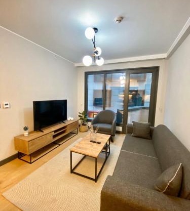 Central Modern Apartment by Siena Suites