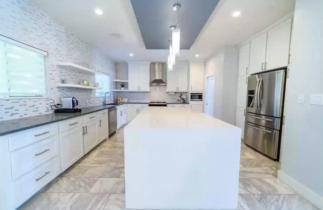 Central Modern Home in DFW Fort Worth Arlington