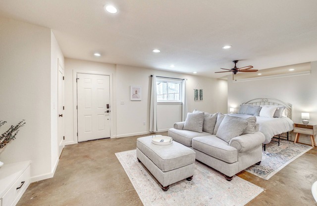 Central & Modern Studio w/ Workspace in Owasso!