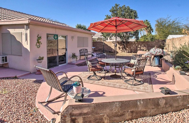 Central Phoenix Home w/ Large Patio, Pets Welcome