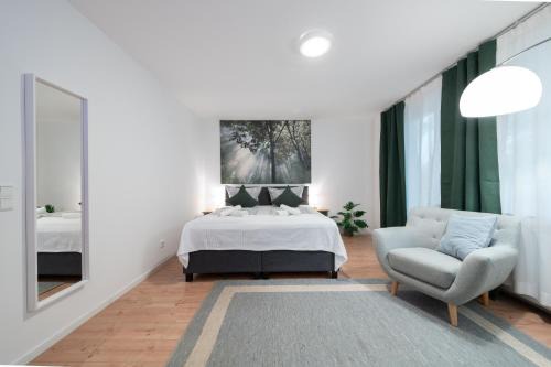 Central Studio Near Main Train Station & Old City Hall