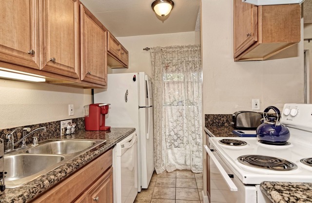 Zentral für alles in San Diego! 2 bd, 2 ba Eigentumswohnung