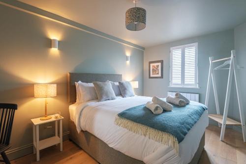 Central Whitchurch Hotel - Lowcross House Room 5