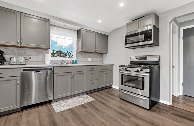 Centrally Located 2 Bedroom Unit