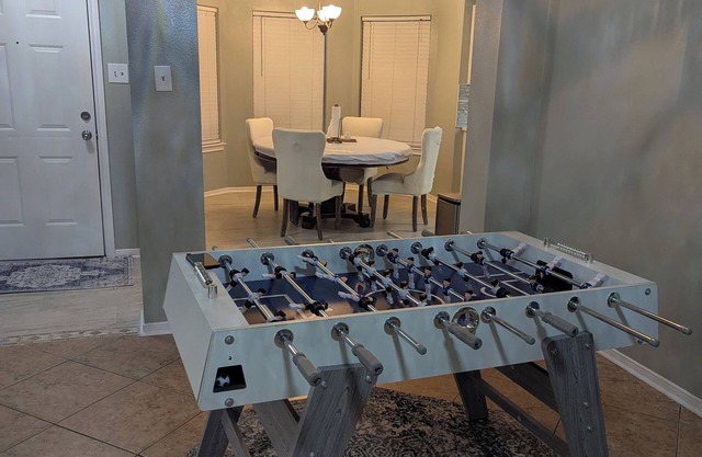Centrally located 3-bedroom 2bath house in charming Baytown. Enjoy your stay