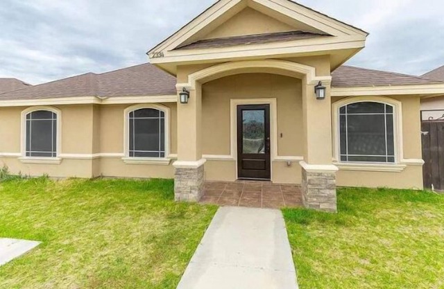 Centrally located 3 bedroom house in prestige neighborhood
