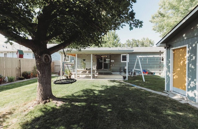 Centrally located 4Bedroom, 5 BEDs & 2Bath; Beautiful backyard