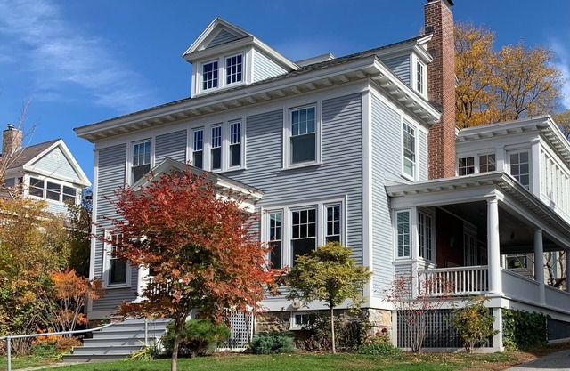Centrally located, a Beautiful Landmark House for an ideal Family Getaway!