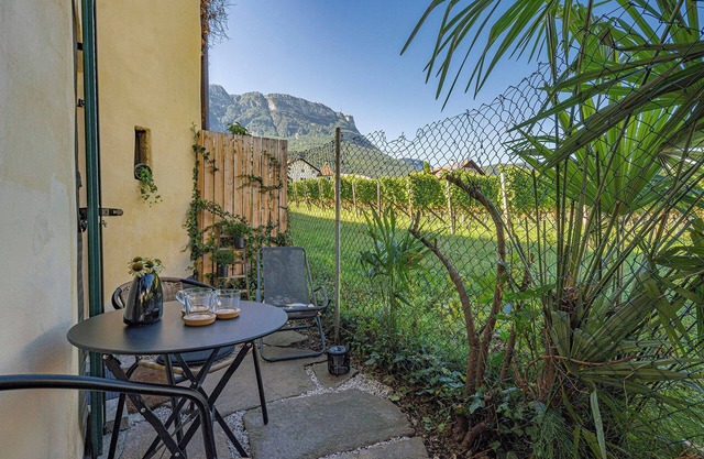 Zentral gelegenes Apartment mit Garage & kleinem Außenbereich