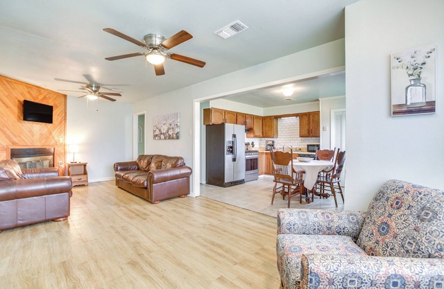 Centrally Located Gonzales Home w/Yard!