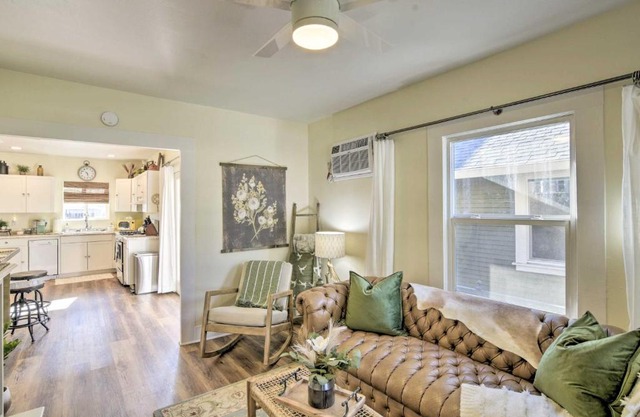 Centrally Located House in Chico with Gas Grill