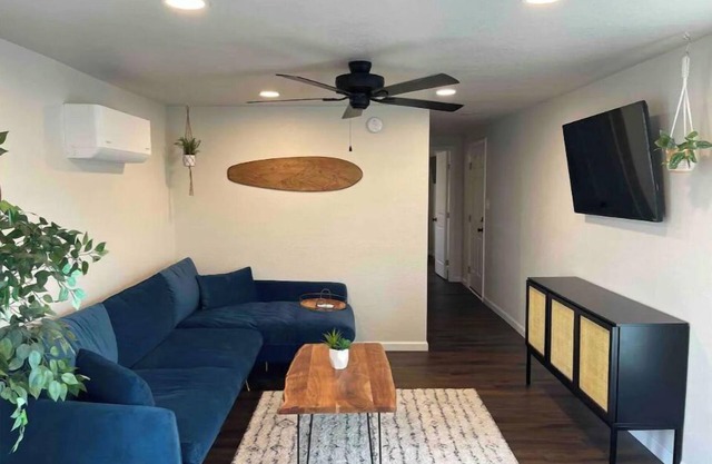 Centrally Located - Newly Built - Walk To The Beach!
