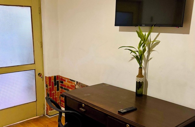 Centrally located room with access to a nice garden
