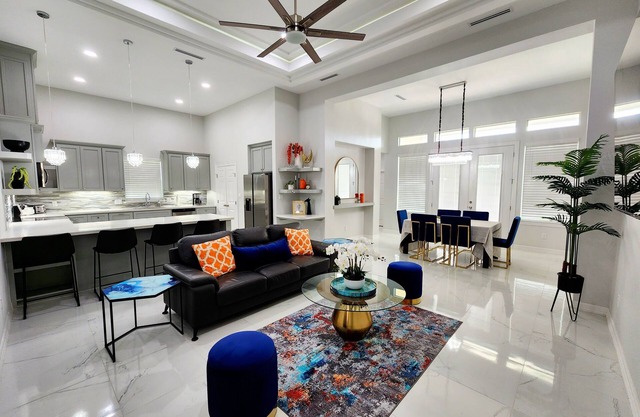 Centrally located, spacious and beautiful home in Edinburg near main attractions