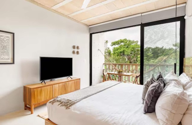 H2 · Centric - Loft With Pool