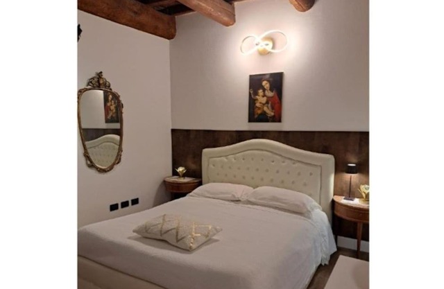 Centro storico, Centralissimo LUXURY SMERALDO SUITE Doccia Idromassaggio ,paniere gratuito con piccola colazione
