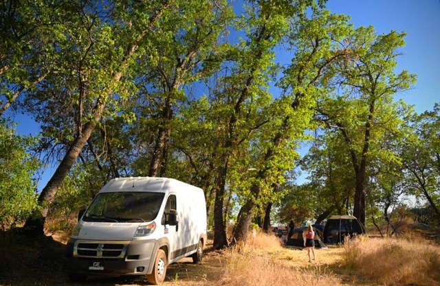 CG37 Campsite / Shower - Kings Canyon & Sequoia NP