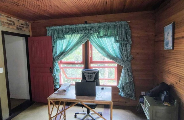 Chácara c ampla casa em condomínio fechado com 8 cachoeiras - Reserva ecológica