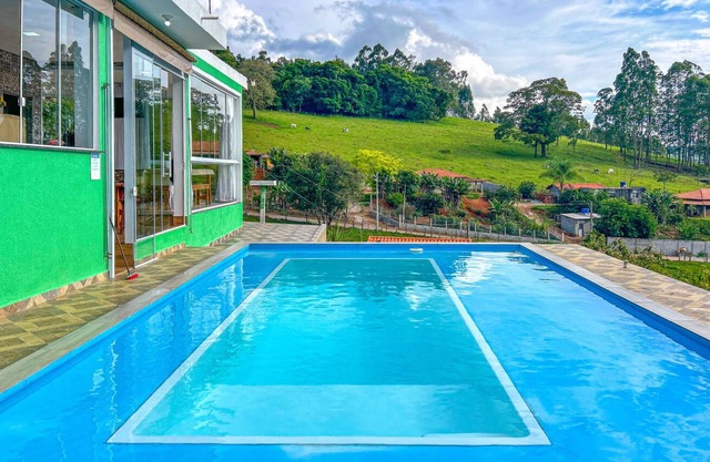 Chácara com WiFi, piscina,churrasqueira e conforto