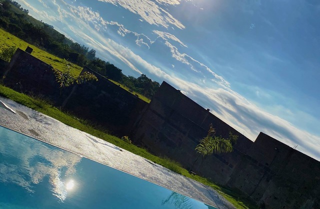 Chácara De1000m2 no Interior de SP com Piscina Grande e Vista Espetacular