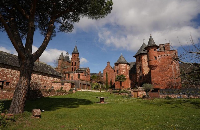 Château de Vassinhac chambres d'hôtes Collonges la rouge