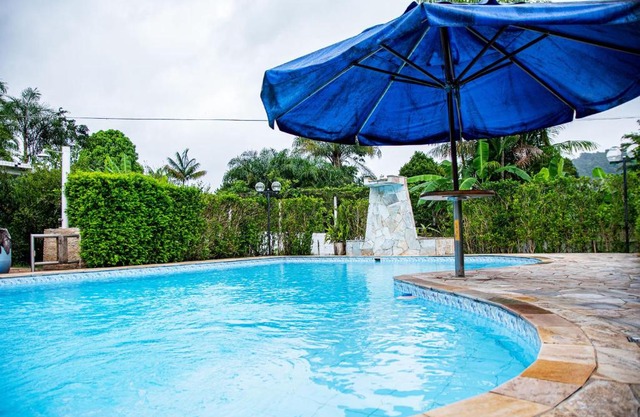 Chacara com piscina, churrasq e WiFi em Peruibe SP