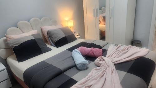 Chachino Guesthouse -5 Mins walk to Train & Bus Station