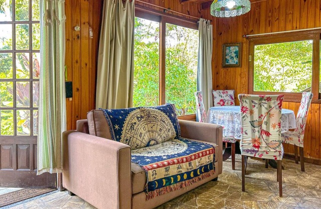 Chalé com localização privilegiada em Lumiar/RJ