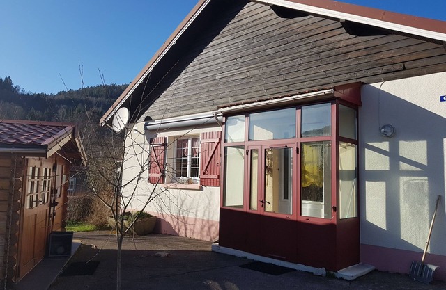 Chalet 'La Petite Chaumière' mit Bergblick, privater Terrasse und Wi-Fi