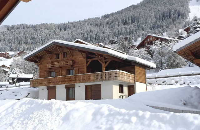 Chalet 14 pers max 12 Erwachsene authentisch Spa nahe zum Zentrum, den Skipisten