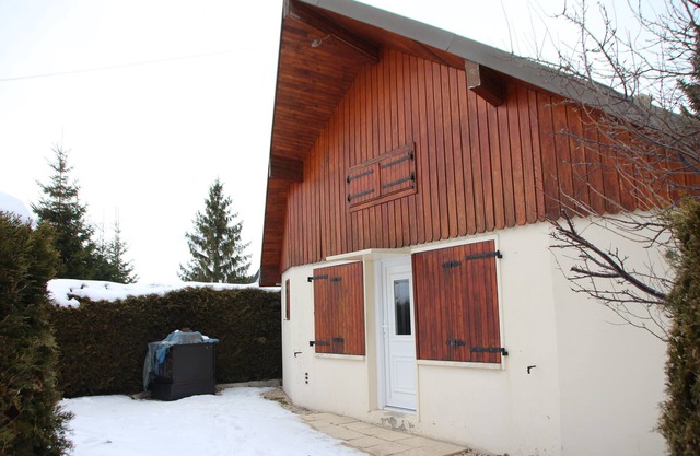 Chalet 30m² in Métabief (Doubs) am Fuße der Pisten (Ski & MTB), See 10 Minuten entfernt