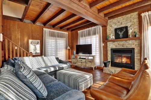 Chalet 9006 Chemin des Alpages by Les Chalets Alpins