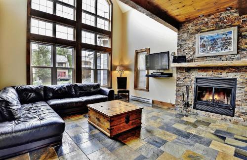 Chalet 9012 Chemin des Alpages by Les Chalets Alpins