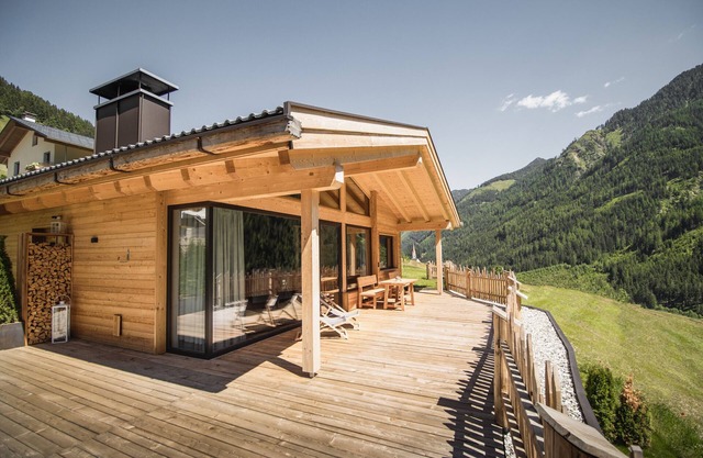 Chalet 'Berg' mit Bergblick, privater Terrasse und WLAN