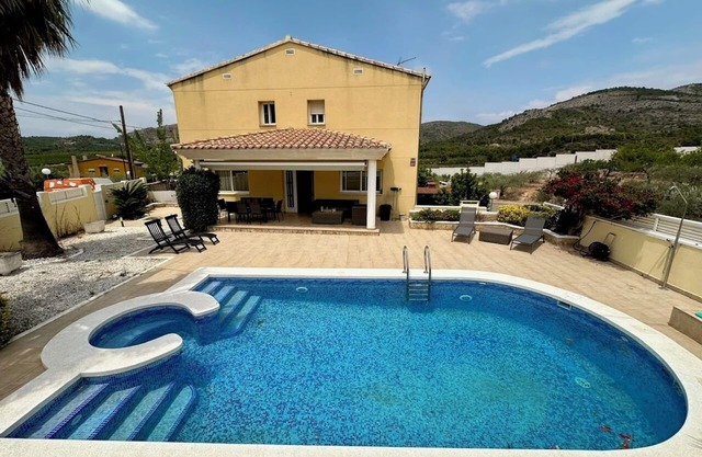 Chalet Borriol Golf RentalHolidays REF 028