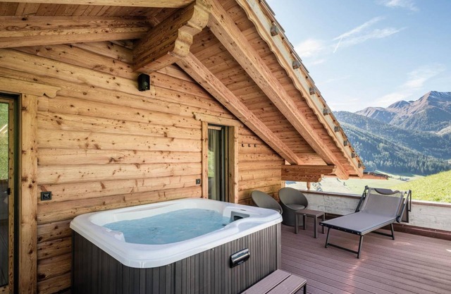 Chalet 'Brunegg' mit Bergblick, Wi-Fi und Klimaanlage