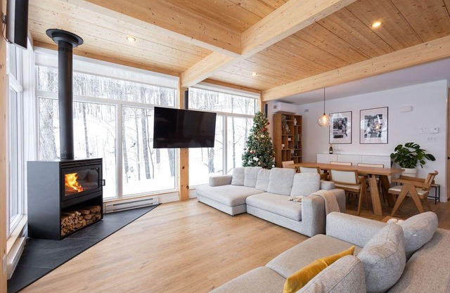 Chalet Le Versant : Luxe et Plein air en Montagne à St-donat. Chien Accepté!