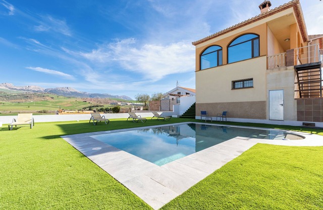 Chalet 'Casa Rural Paradise Holidays' mit Bergblick, Pool, WLAN und Klimaanlage