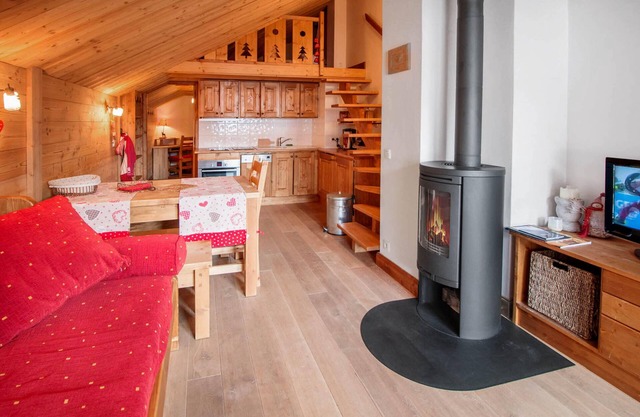 Chalet de Meribel 6: nice refurbished apartment in Meribel Centre